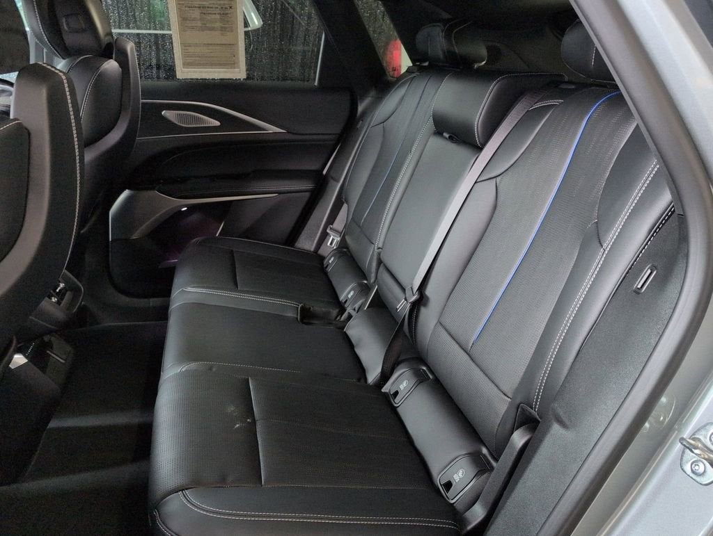 2026 Cadillac LYRIQ V-Series