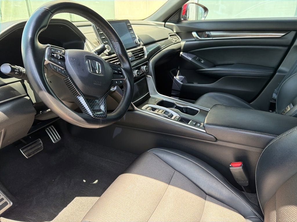 2018 Honda Accord Sedan Sport 2.0T