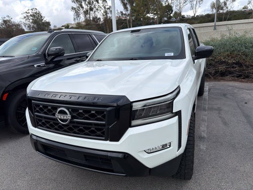 2023 Nissan Frontier SV