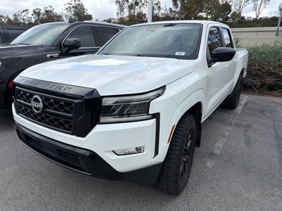 2023 Nissan Frontier SV