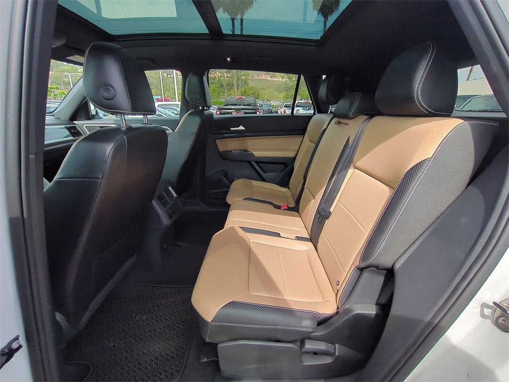 2022 Volkswagen Atlas Cross Sport 3.6L V6 SEL R-Line