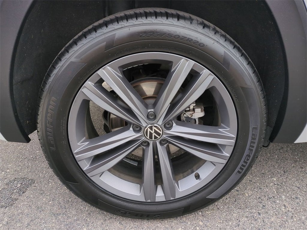 2022 Volkswagen Atlas Cross Sport 3.6L V6 SEL R-Line