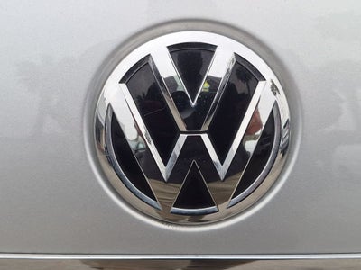 2017 Volkswagen Passat R-Line w/Comfort Pkg