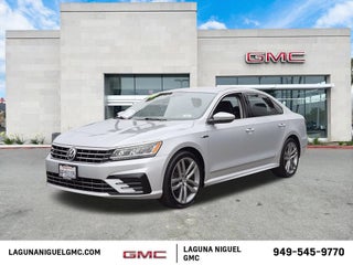 2017 Volkswagen Passat R-Line w/Comfort Pkg