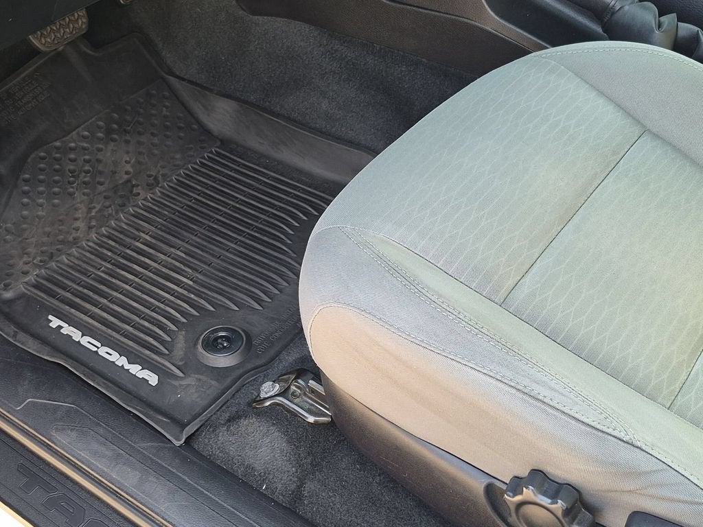 2016 Toyota Tacoma SR5