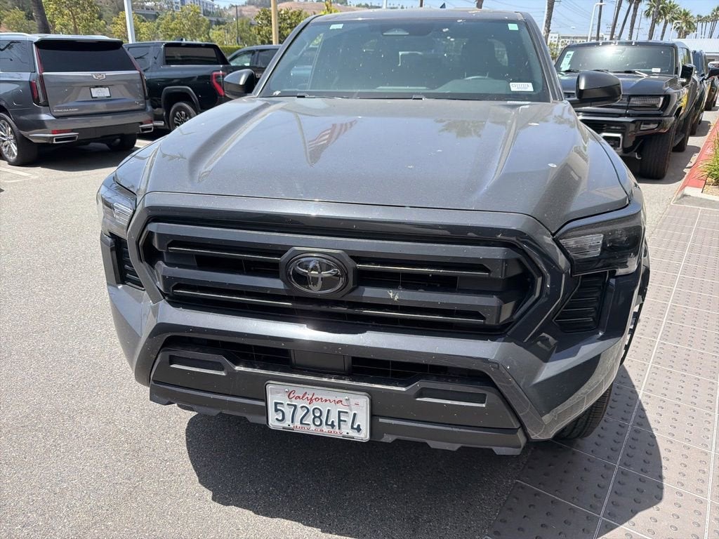 2025 Toyota Tacoma SR 4x2 Double Cab's photo