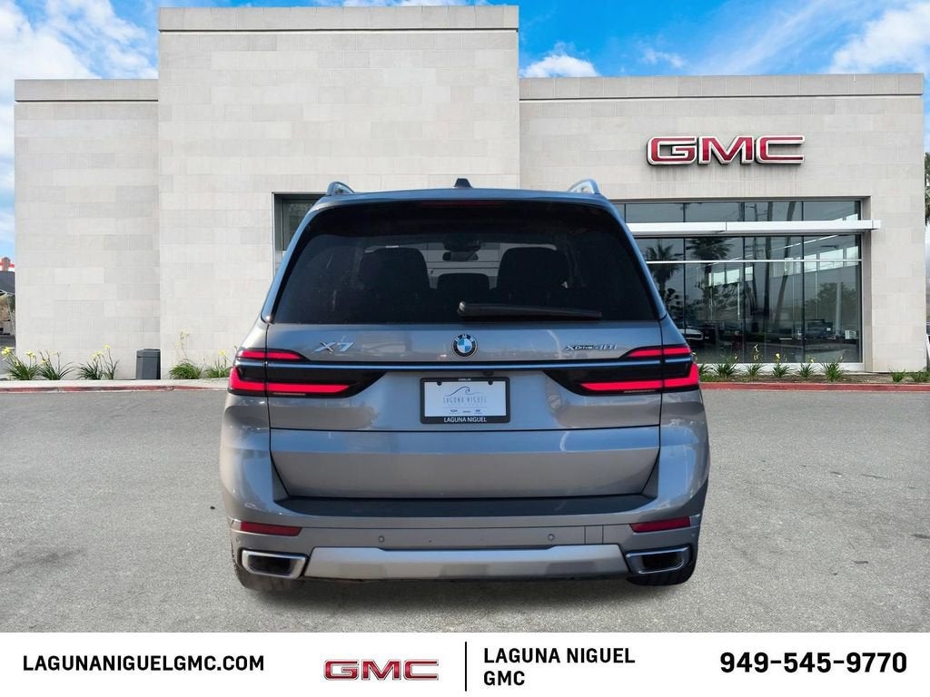 2025 BMW X7 xDrive40i