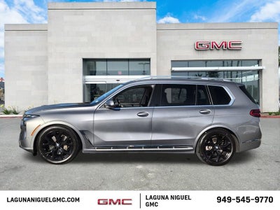 2025 BMW X7 xDrive40i