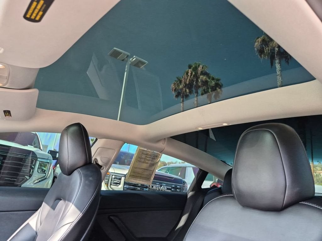2022 Tesla Model 3 Base
