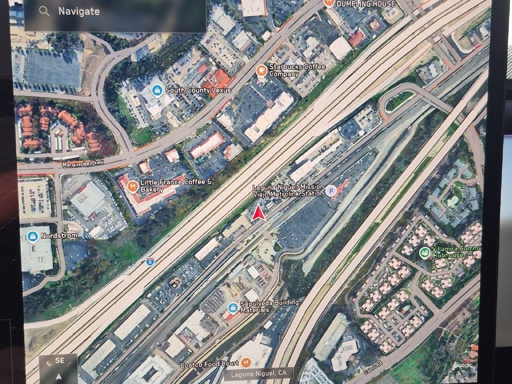 2024 Tesla Cybertruck Base