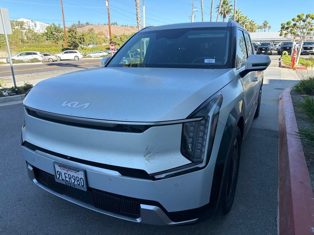 2024 Kia EV9 Land