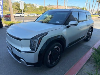 2024 Kia EV9 Land