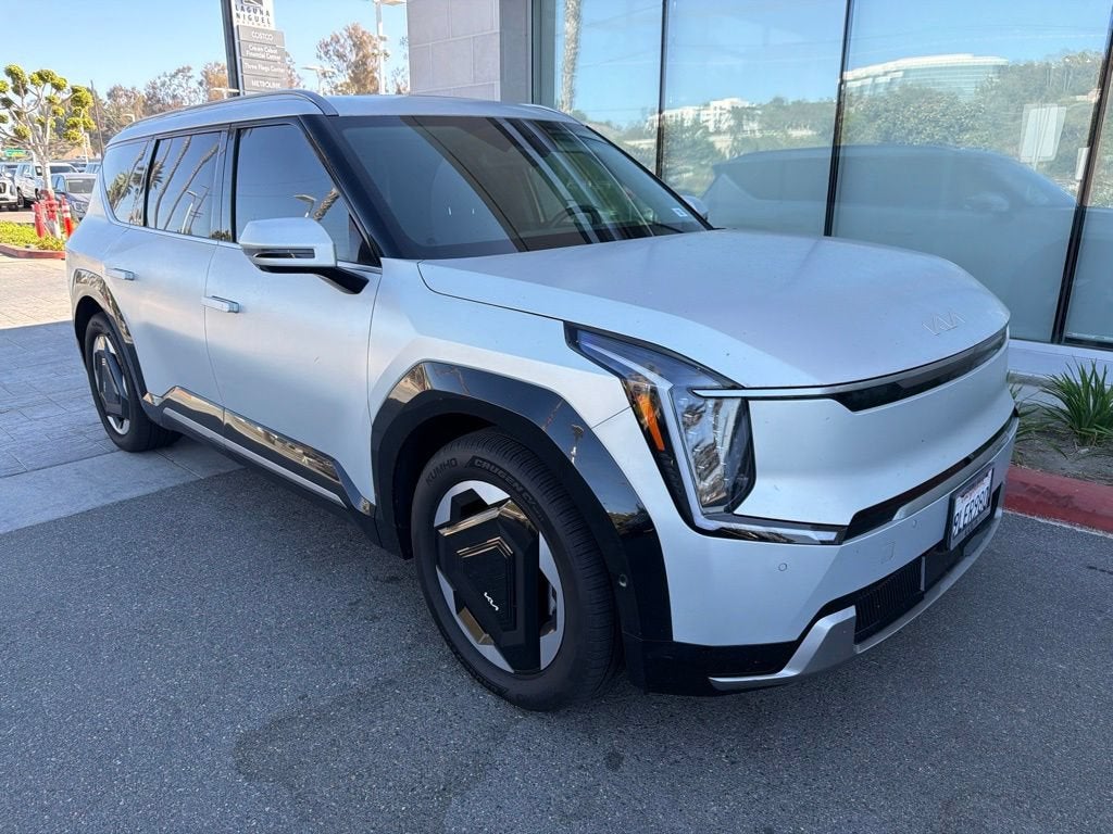 2024 Kia EV9 Land