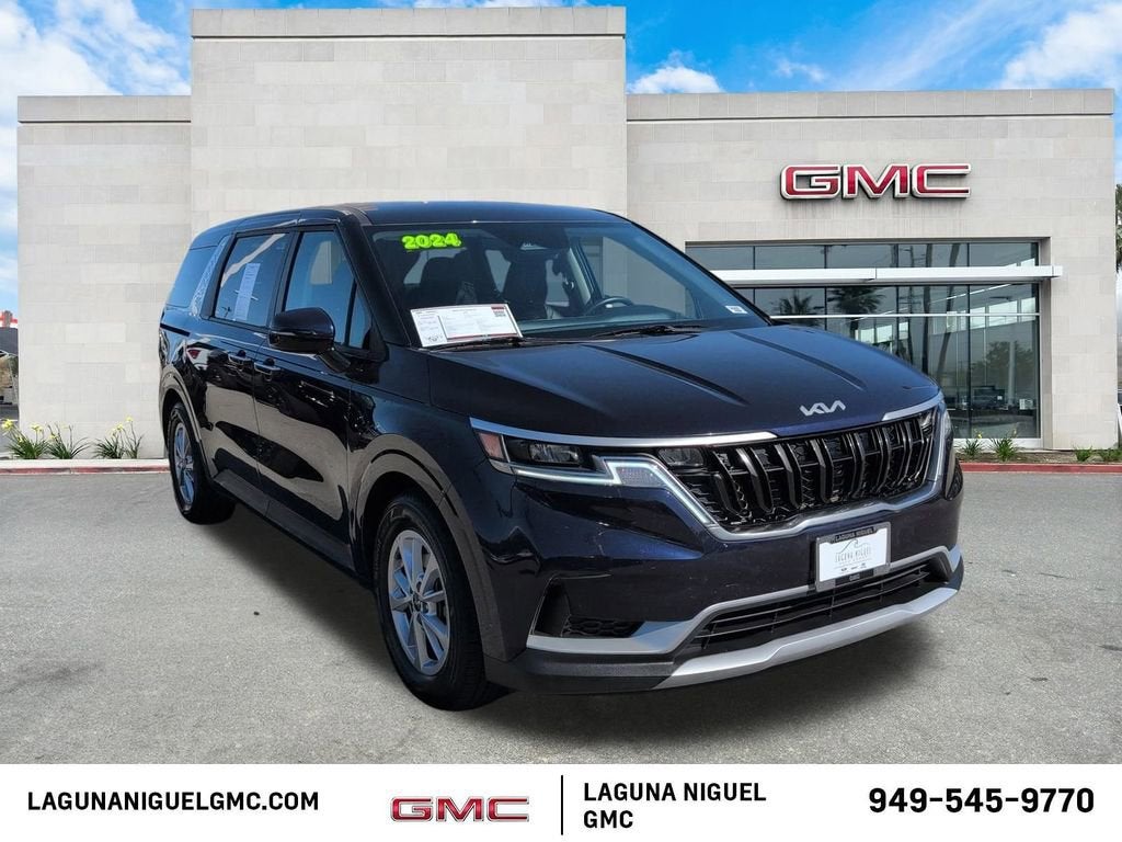 2024 Kia Carnival LX