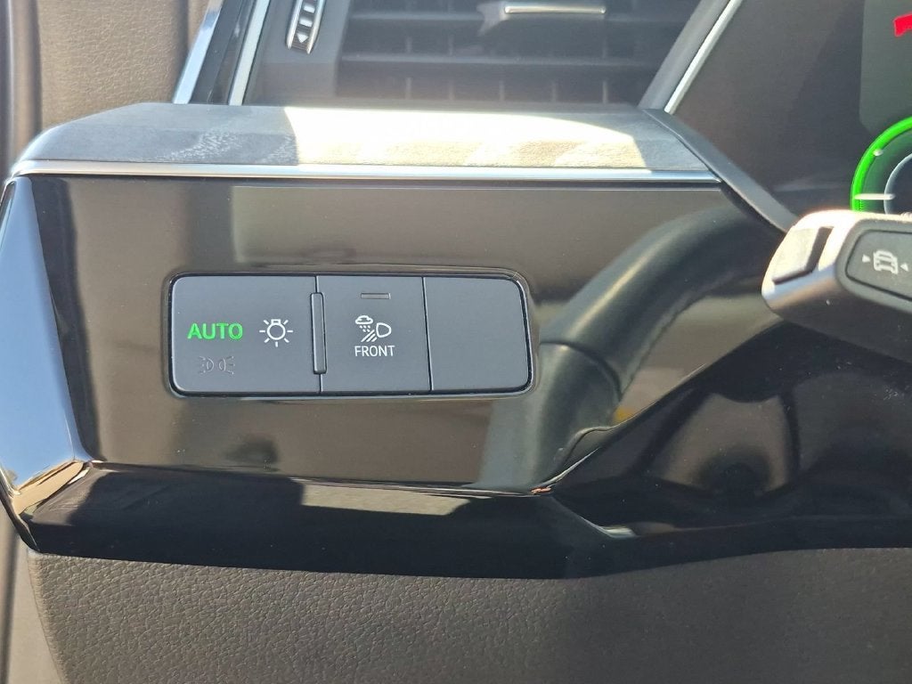2024 Audi Q8 e-tron Premium