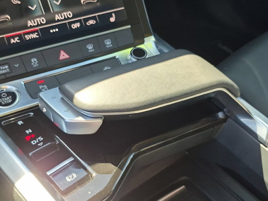 2024 Audi Q8 e-tron Premium