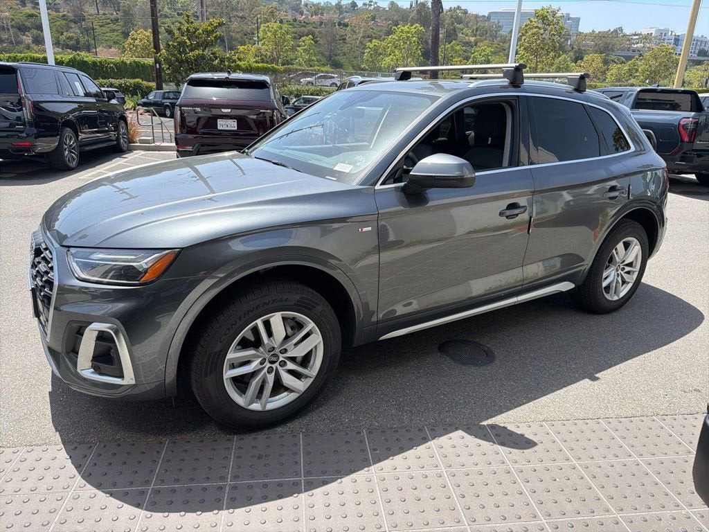 2022 Audi Q5 S line Premium