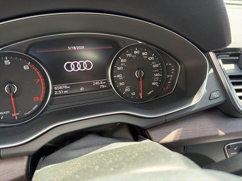 2022 Audi Q5 S line Premium