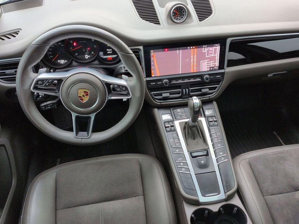 2021 Porsche Macan Base