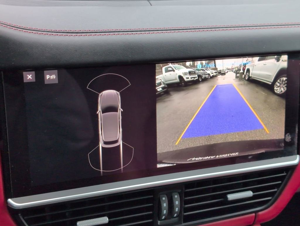 2021 Porsche Cayenne Base