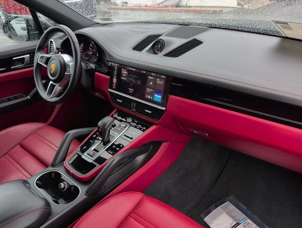 2021 Porsche Cayenne Base