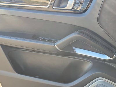 2020 Porsche Cayenne Turbo S E-Hybrid