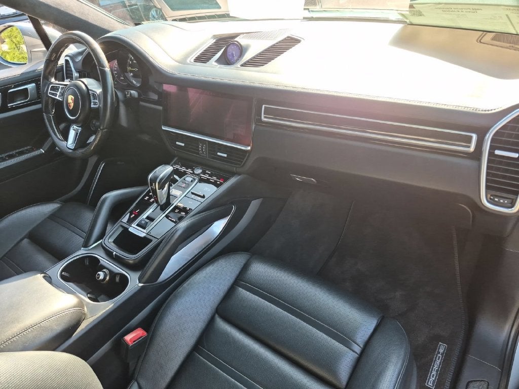 2020 Porsche Cayenne Turbo S E-Hybrid