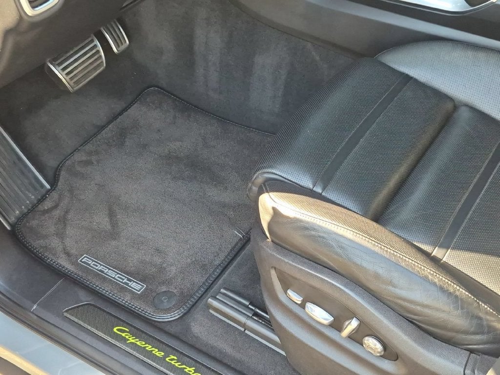 2020 Porsche Cayenne Turbo S E-Hybrid